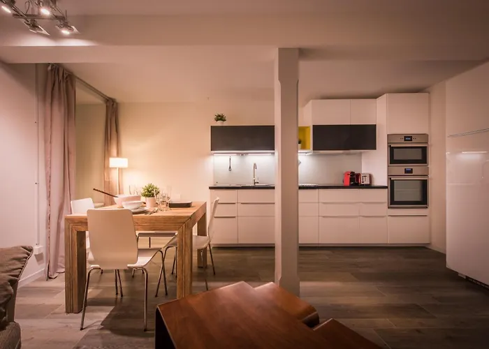 Dependance Ost Lejlighed *