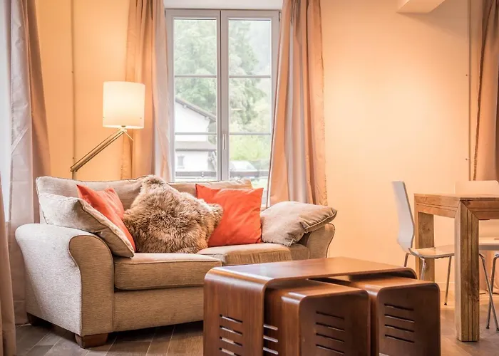 Dependance Ost * 因特拉肯